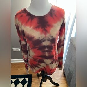 Women’s tan/orange/brown long sleeve tie dye shirt. Size x large.